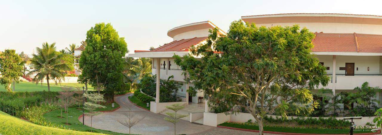 Superior luxury rooms at Silent Shores - 5 Star resort in Mysore - Good resorts in Mysore - Best spa resort in Mysore